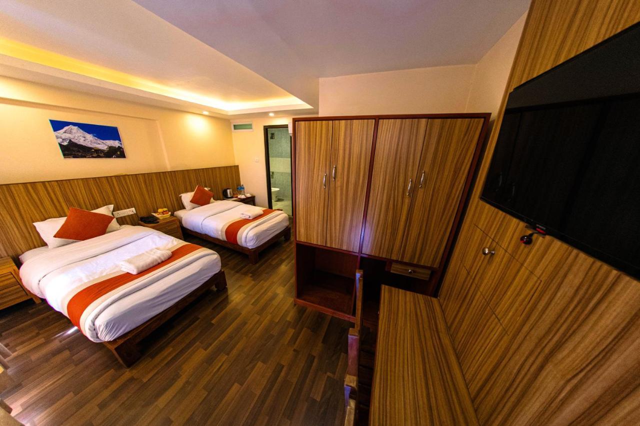 Hotel Chhimeki Катманду Екстер'єр фото