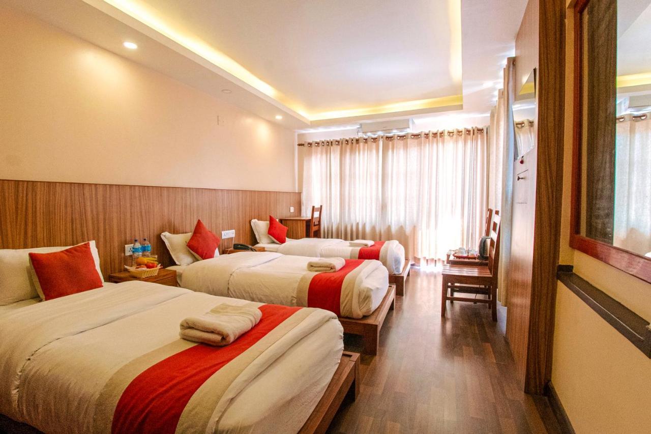 Hotel Chhimeki Катманду Екстер'єр фото